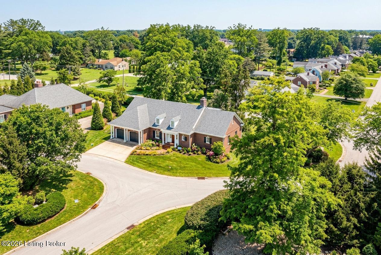401 Stonehaven Commons Ct
