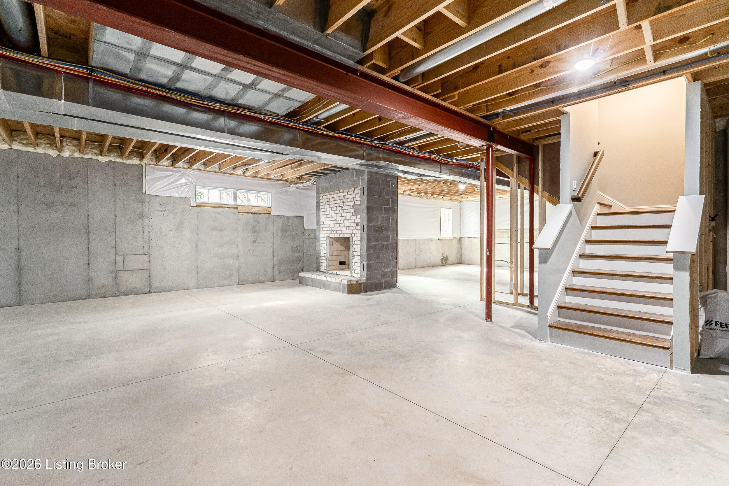 401 Stonehaven Commons Ct