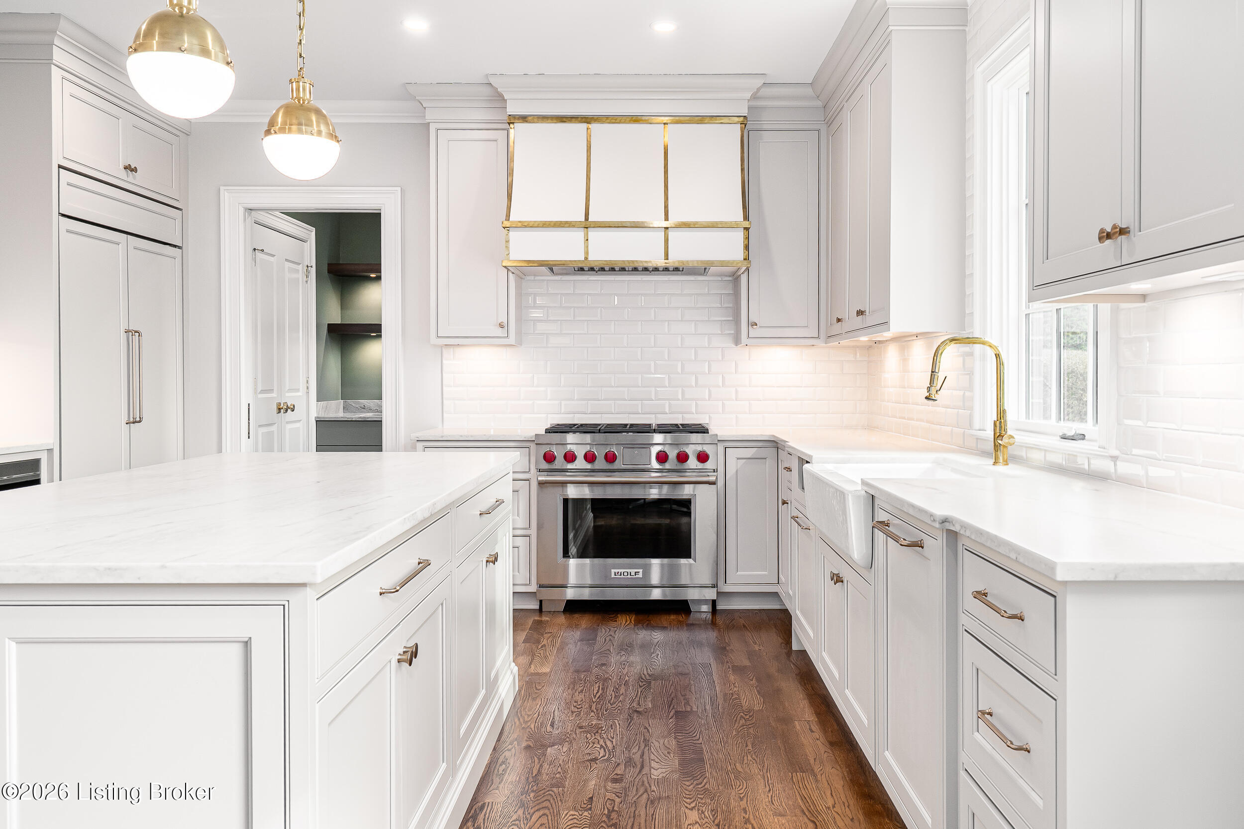 401 Stonehaven Commons Ct