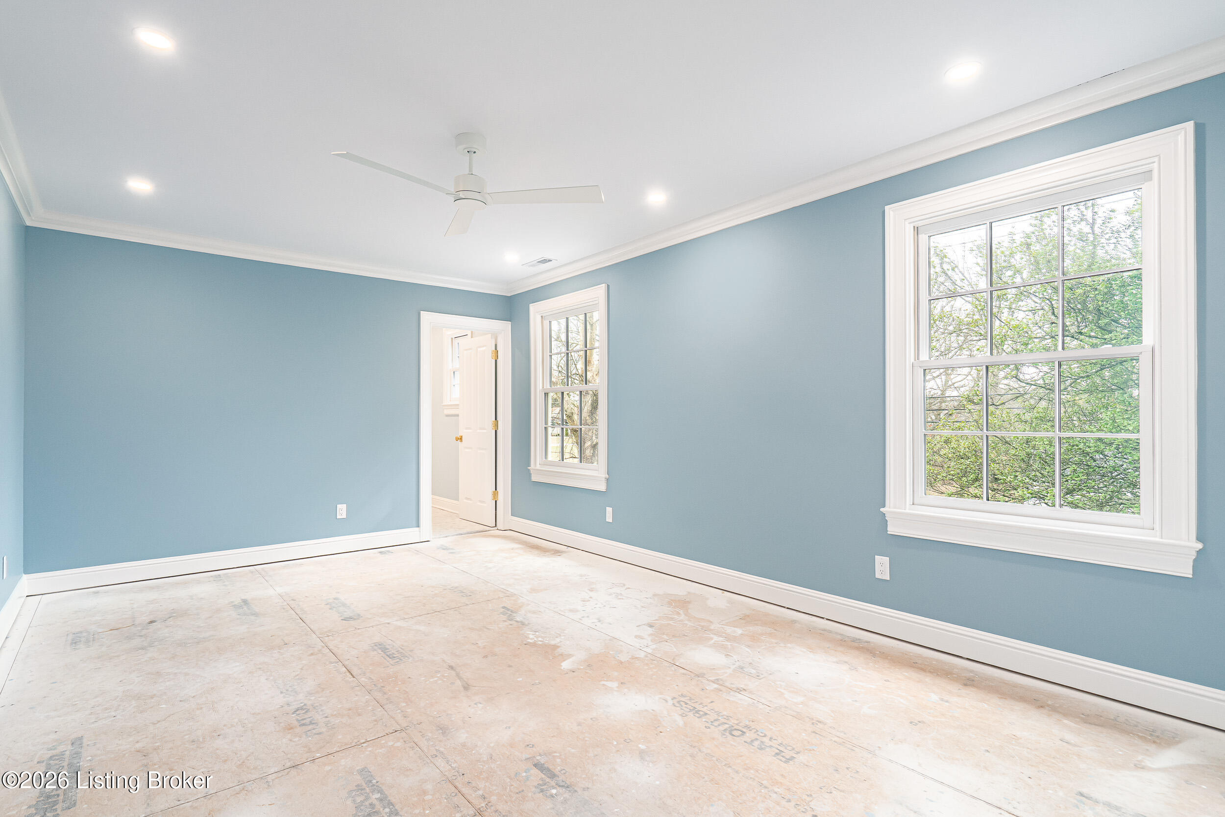 401 Stonehaven Commons Ct
