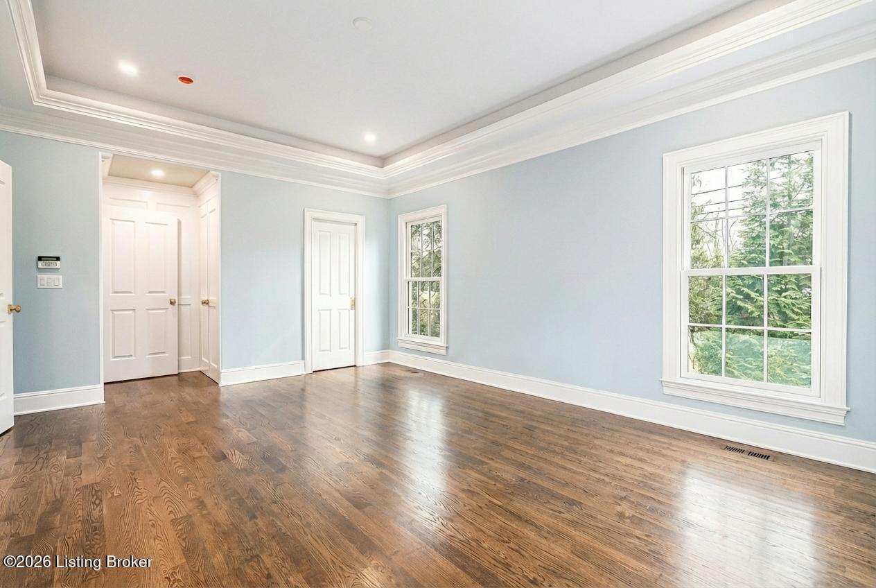 401 Stonehaven Commons Ct