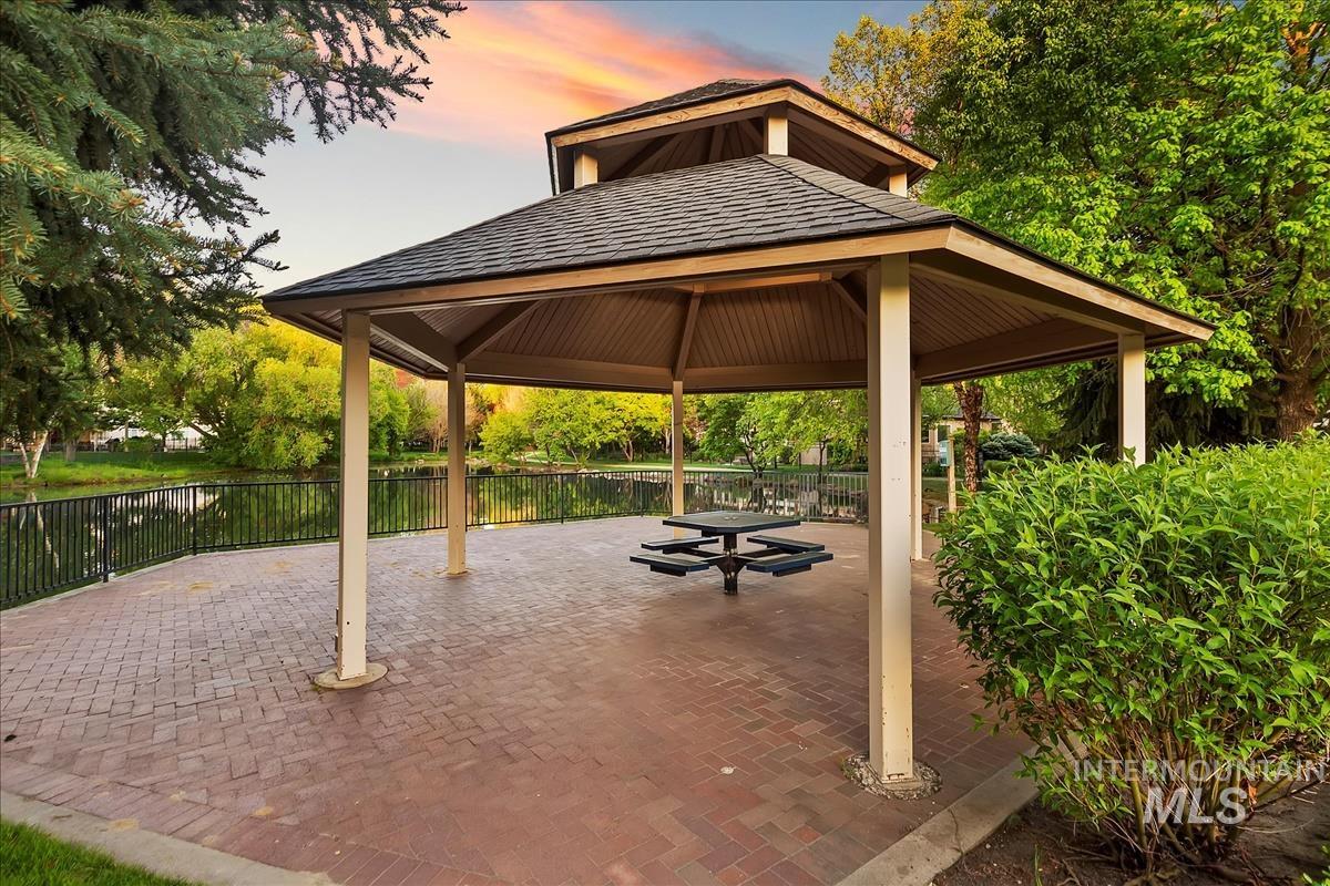 1739 N Raindance Place