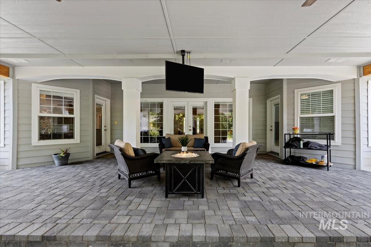 1739 N Raindance Place