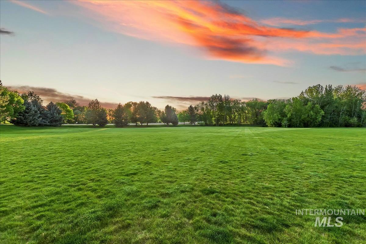 1739 N Raindance Place