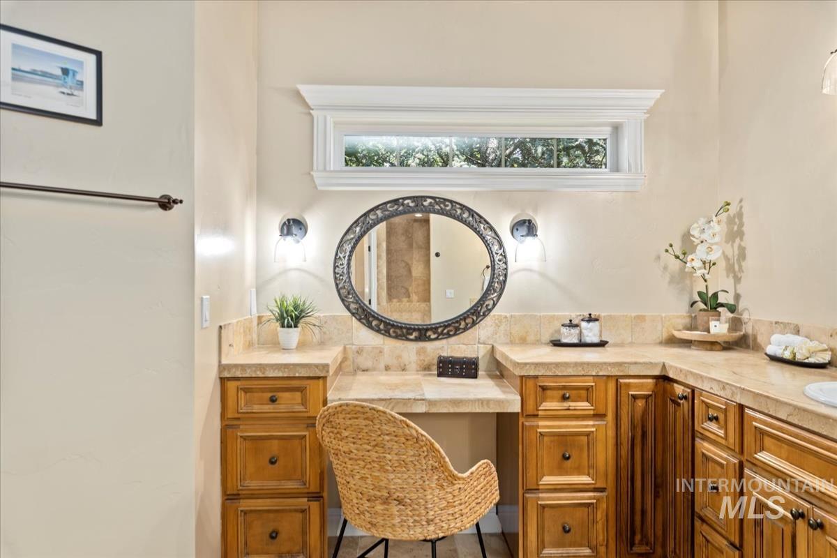 1739 N Raindance Place