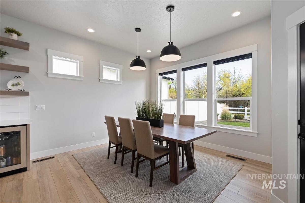 8749 W Suttle Lake Dr