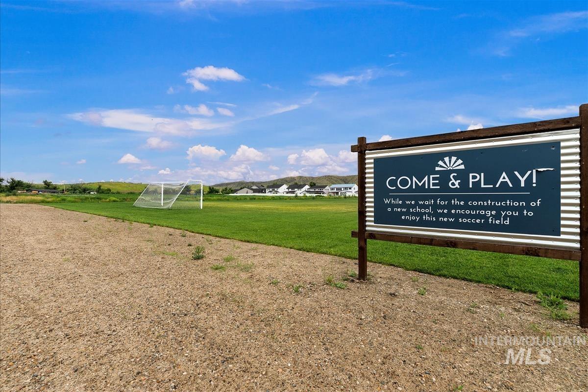 8749 W Suttle Lake Dr