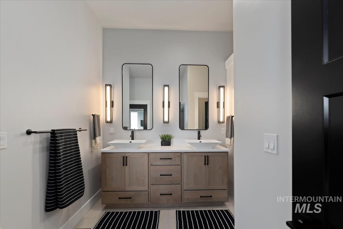 8749 W Suttle Lake Dr