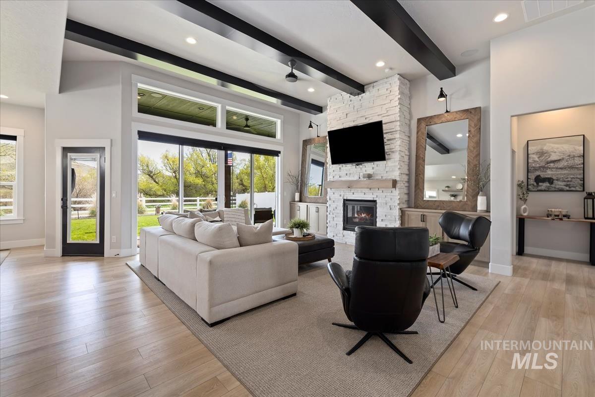 8749 W Suttle Lake Dr