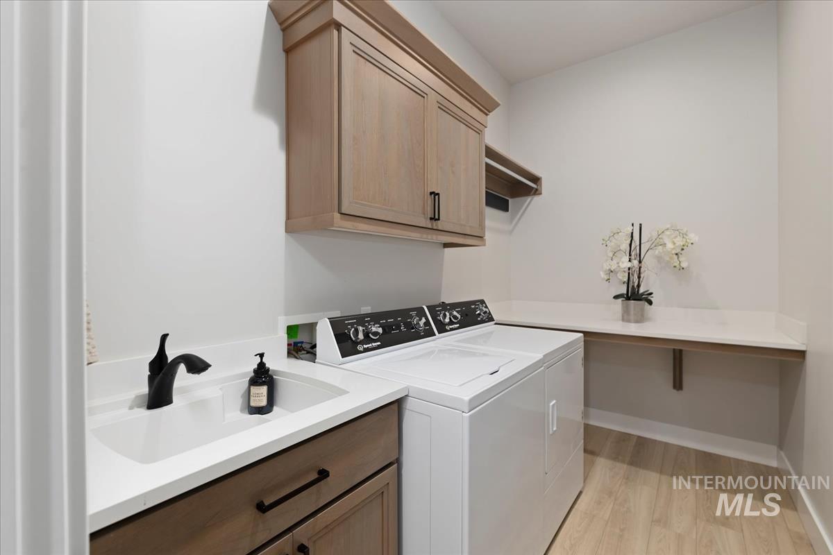 8749 W Suttle Lake Dr