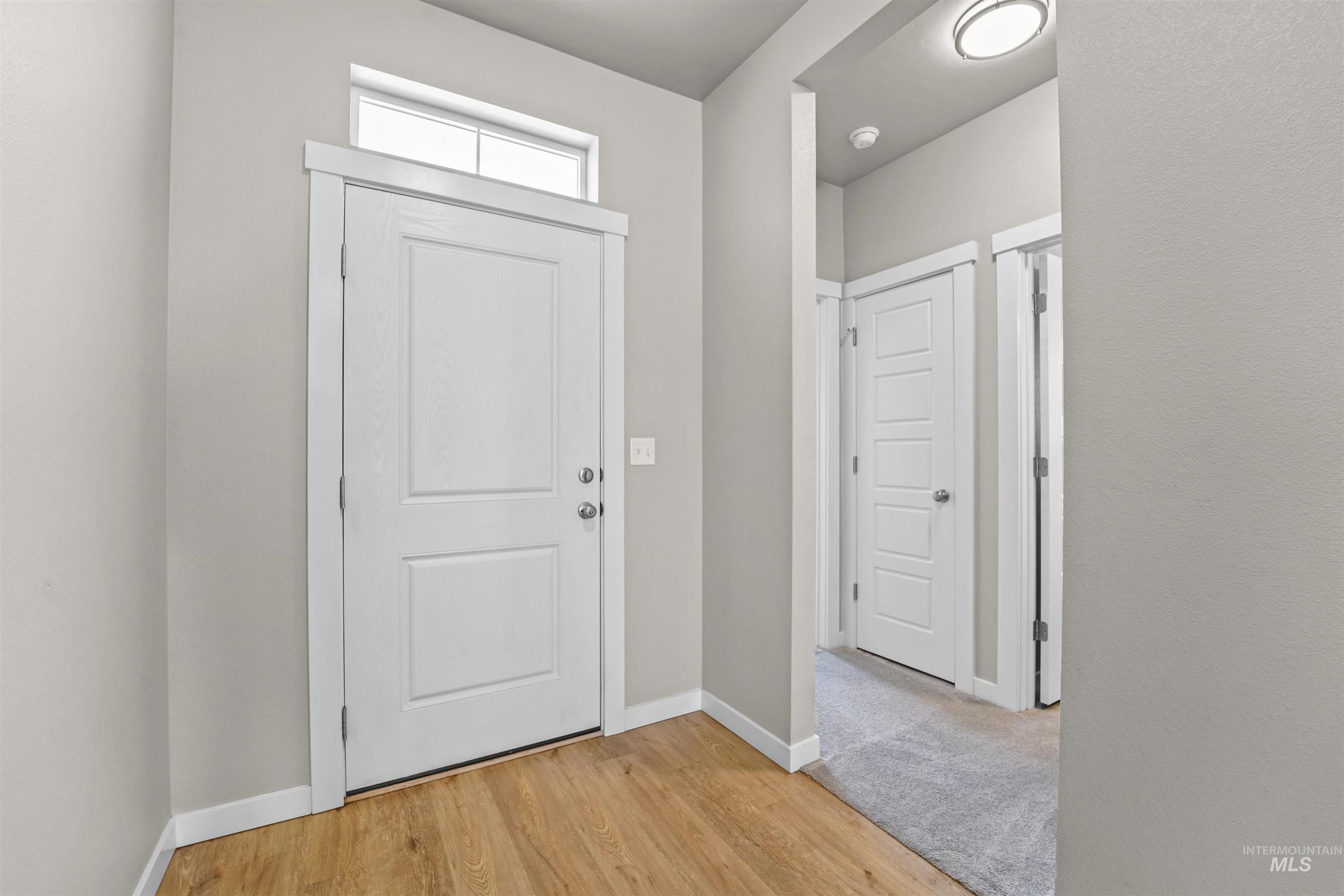 5482 N Maplestone Ave.