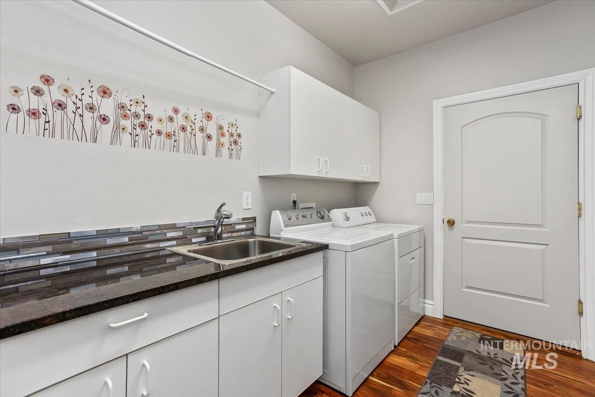 1406 N Lopez