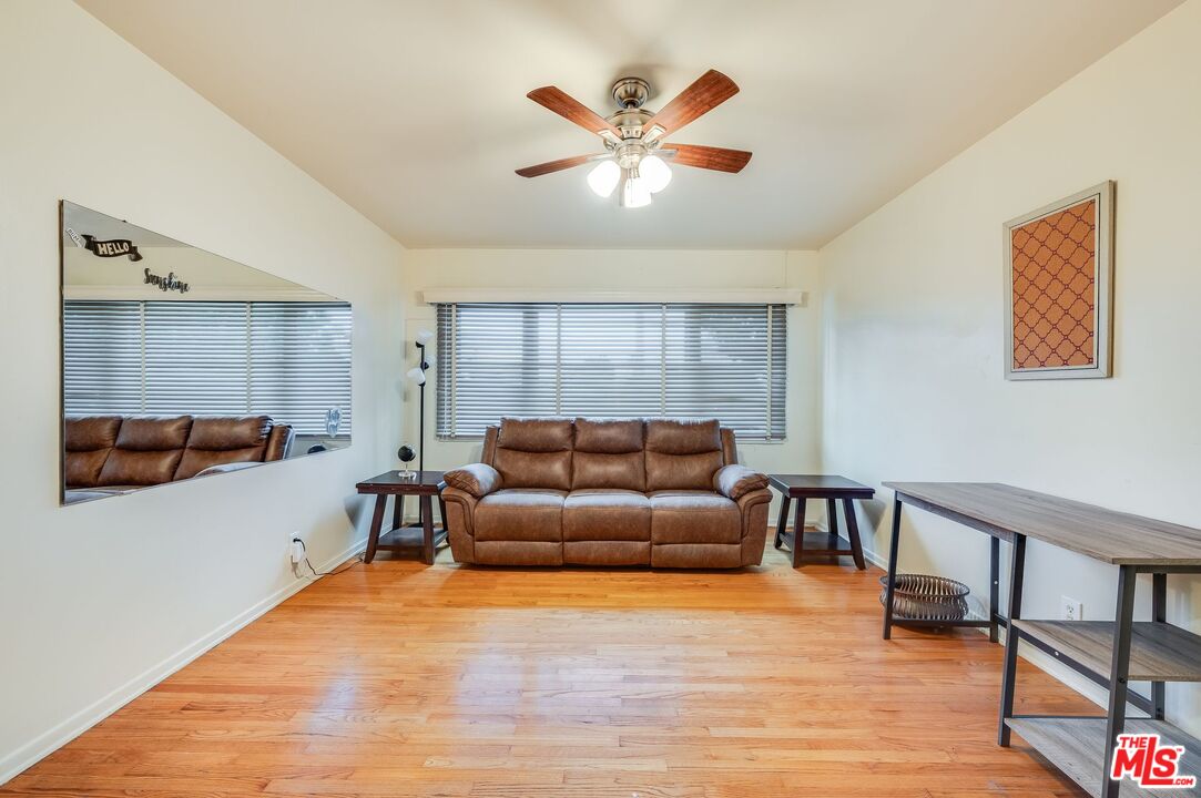 4715 Presidio Dr