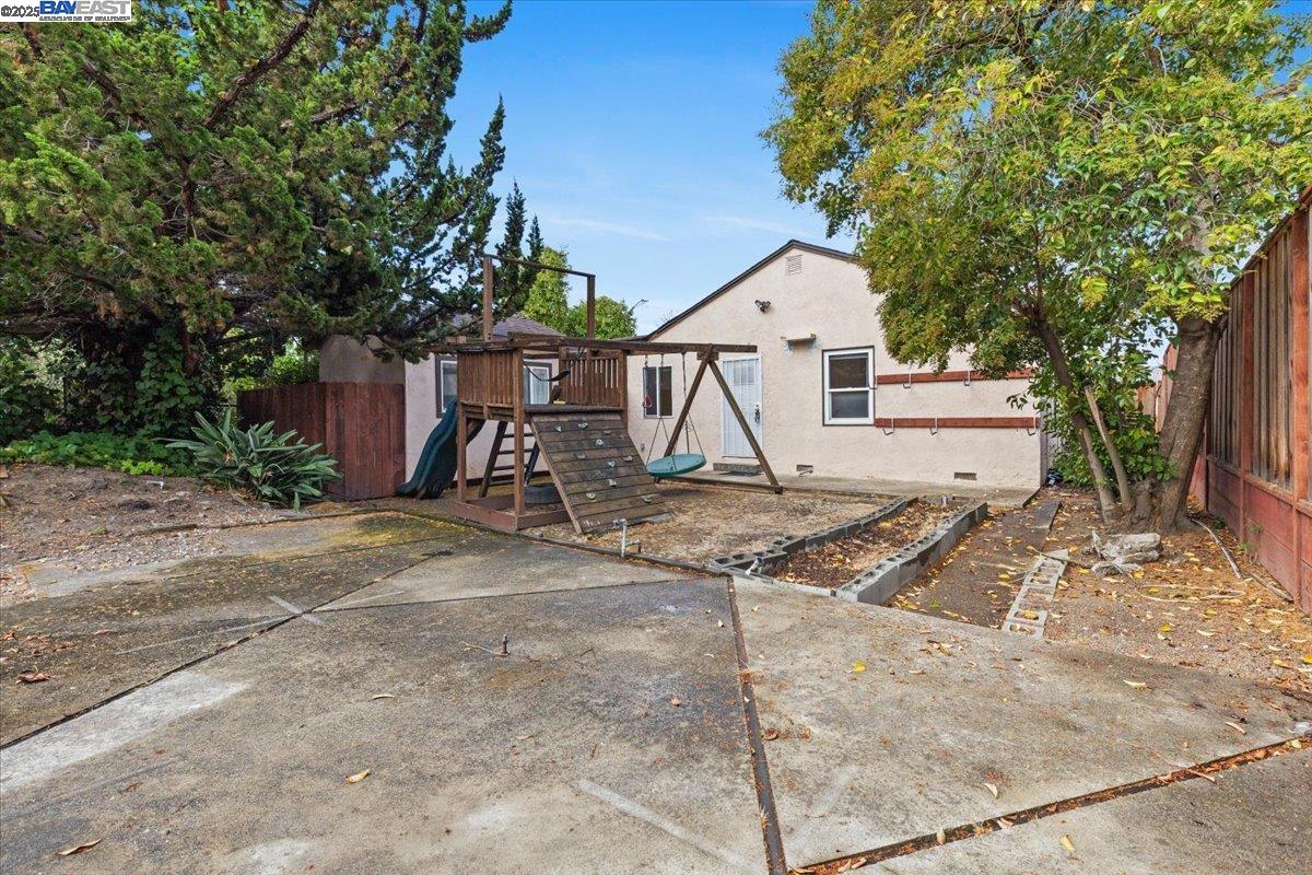 19650 San Miguel Ave