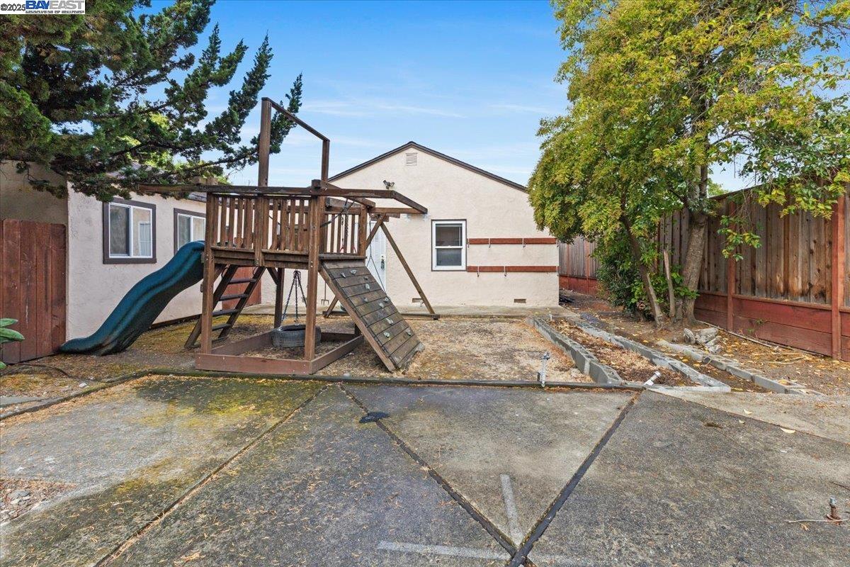 19650 San Miguel Ave