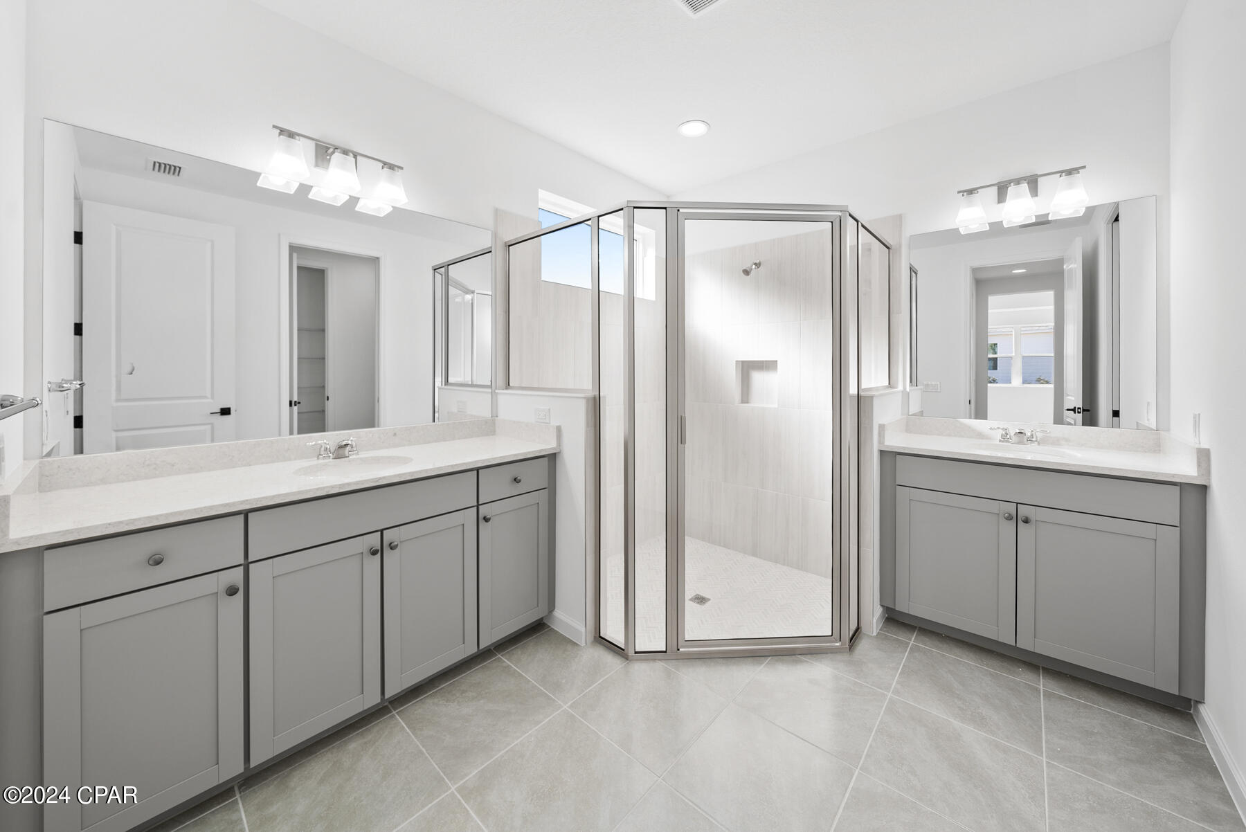 8822 Coral Reef Way