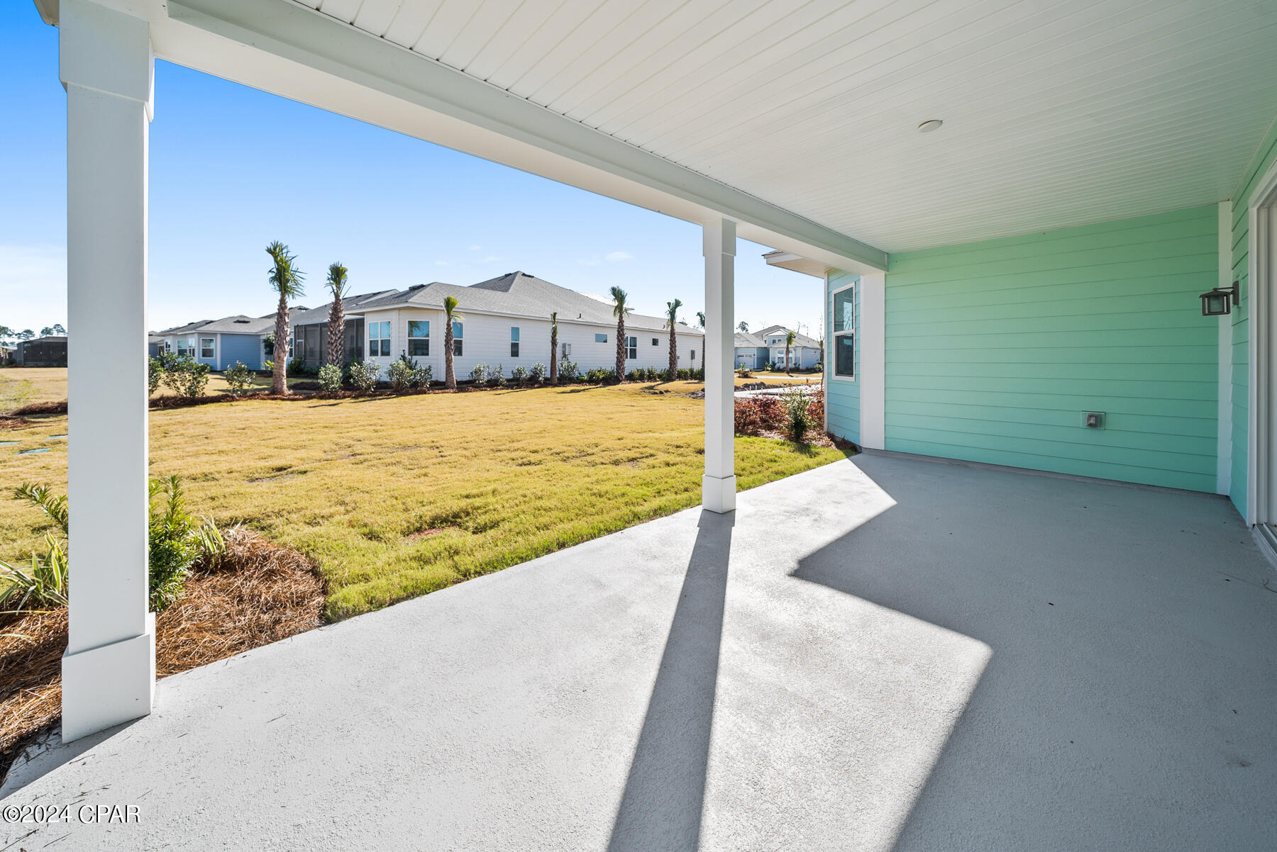 8822 Coral Reef Way
