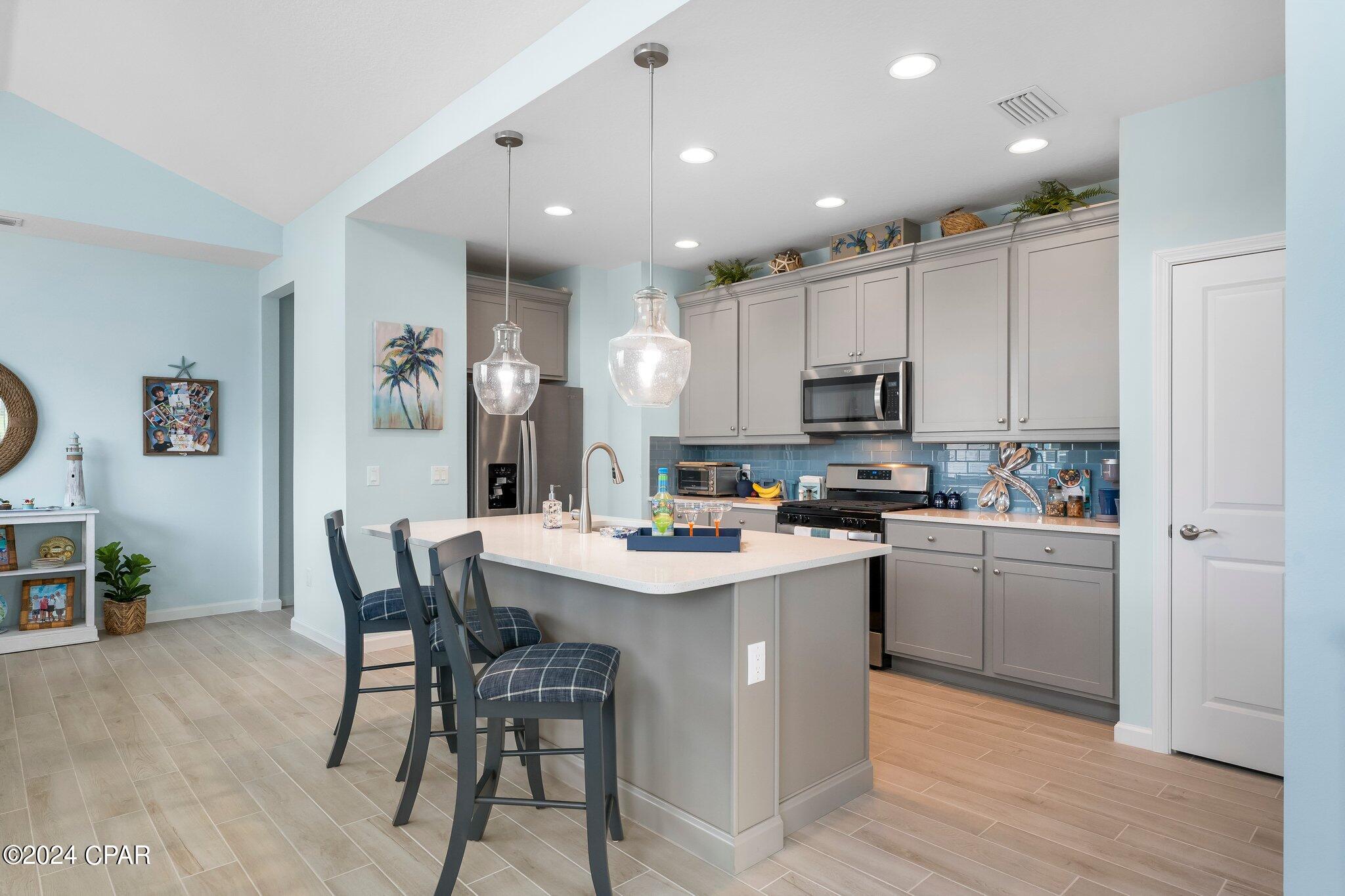 8682 Coral Reef Way Way