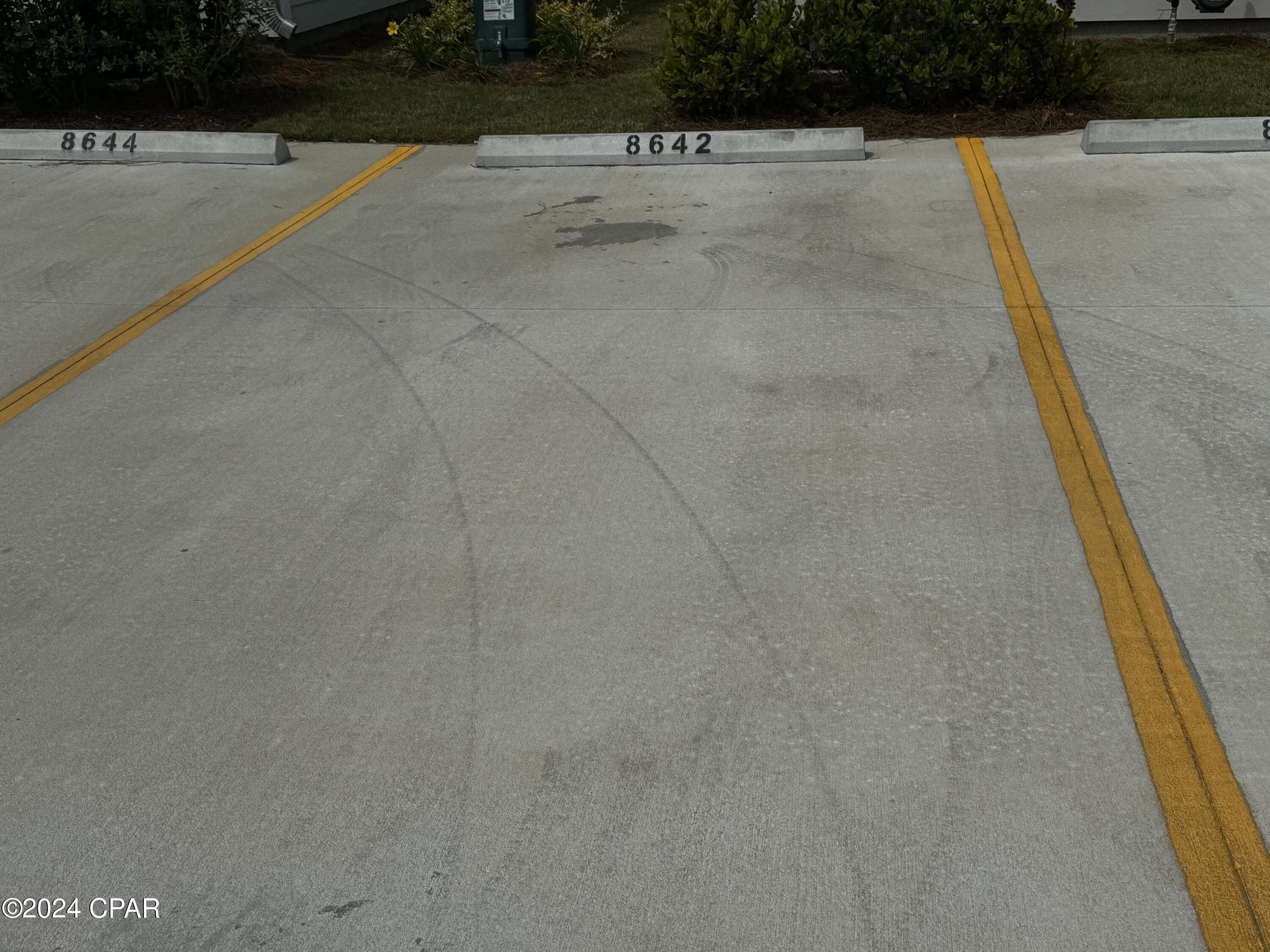 8642 Coral Reef Way