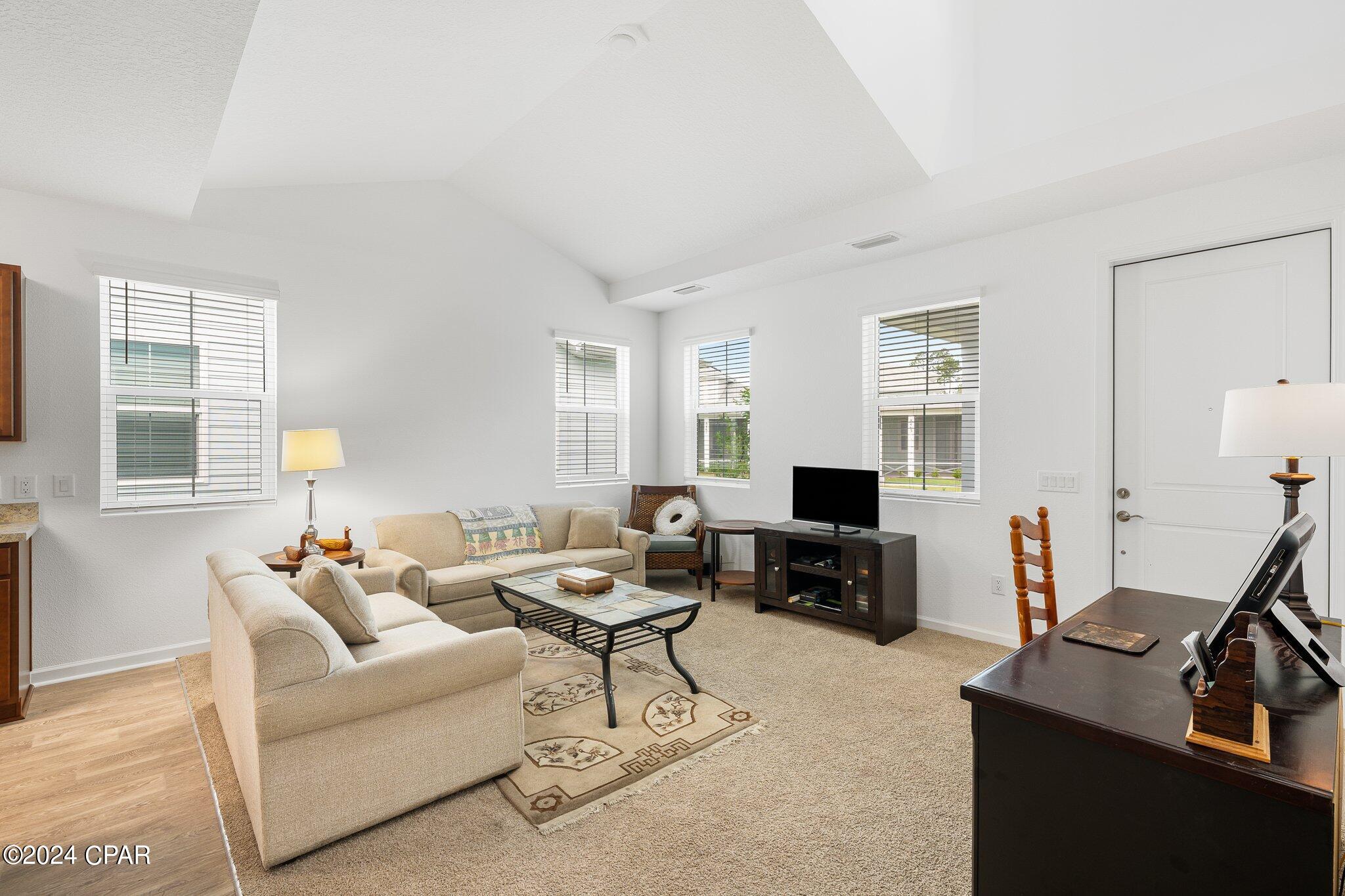 8469 Dreams Float Court