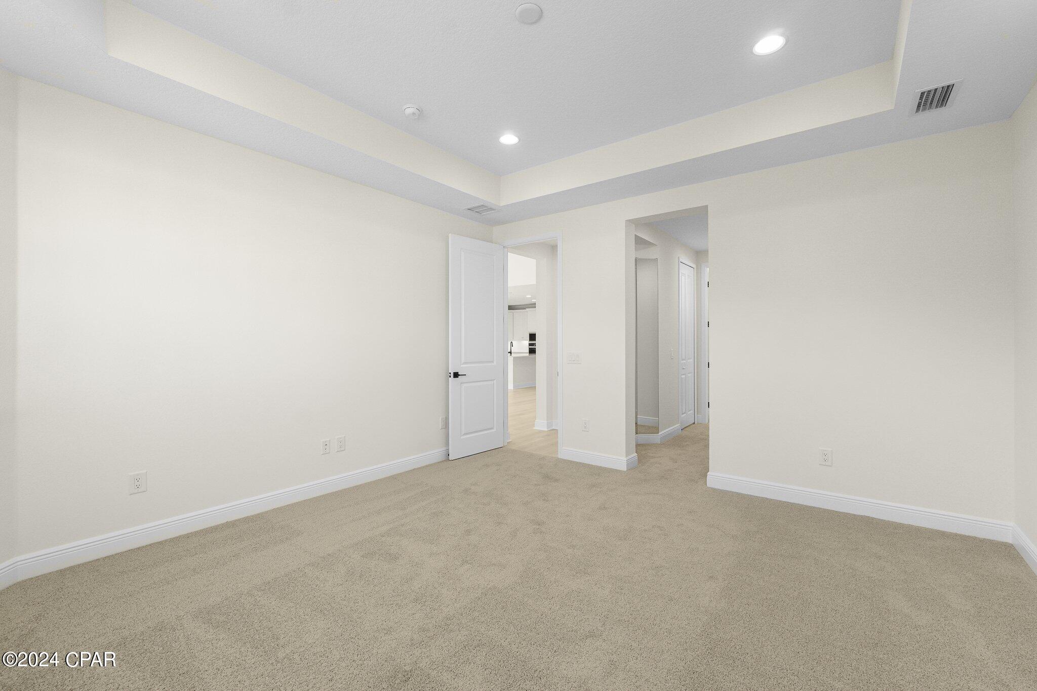 9474 Paradise Drive