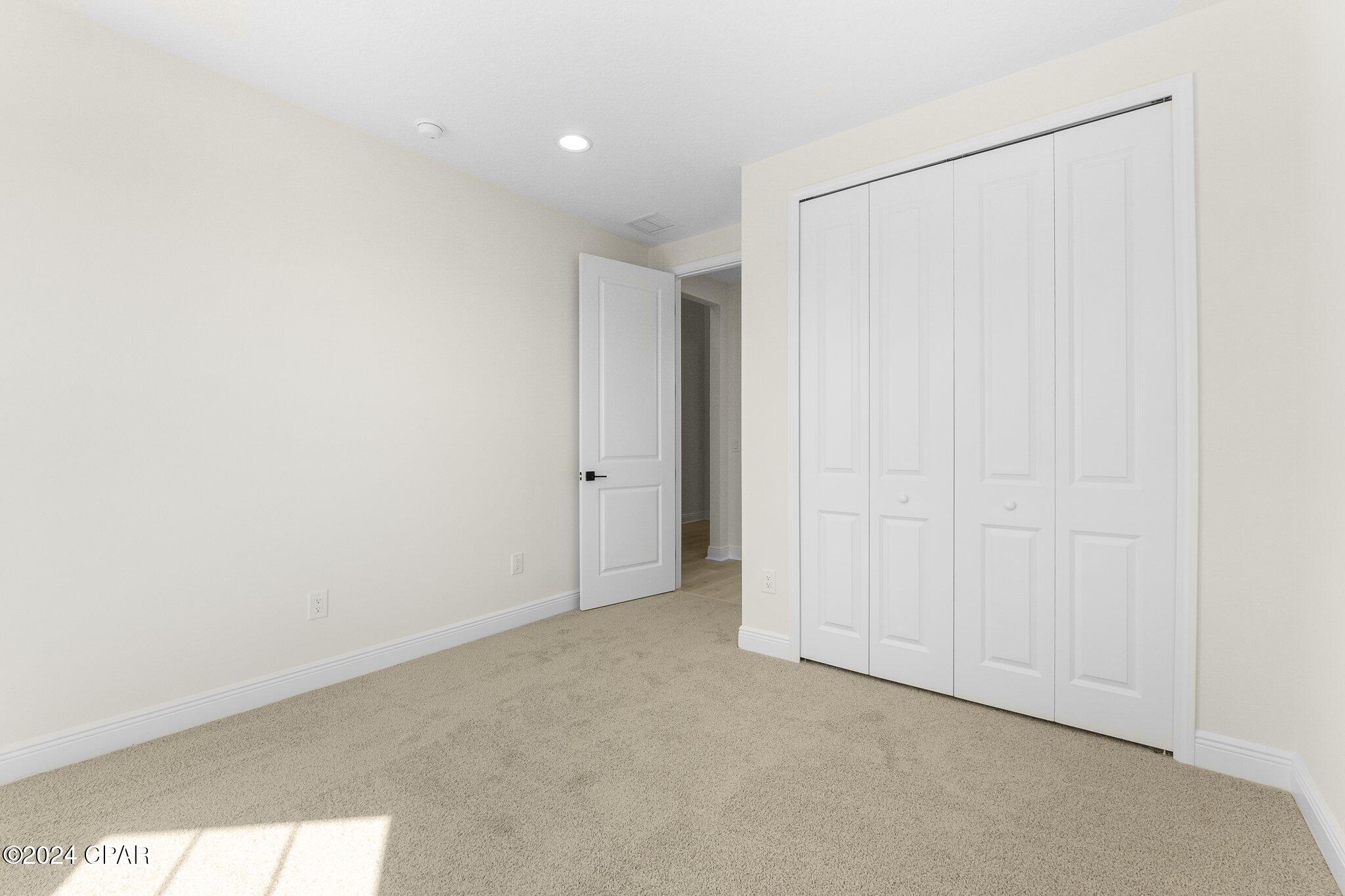 9474 Paradise Drive