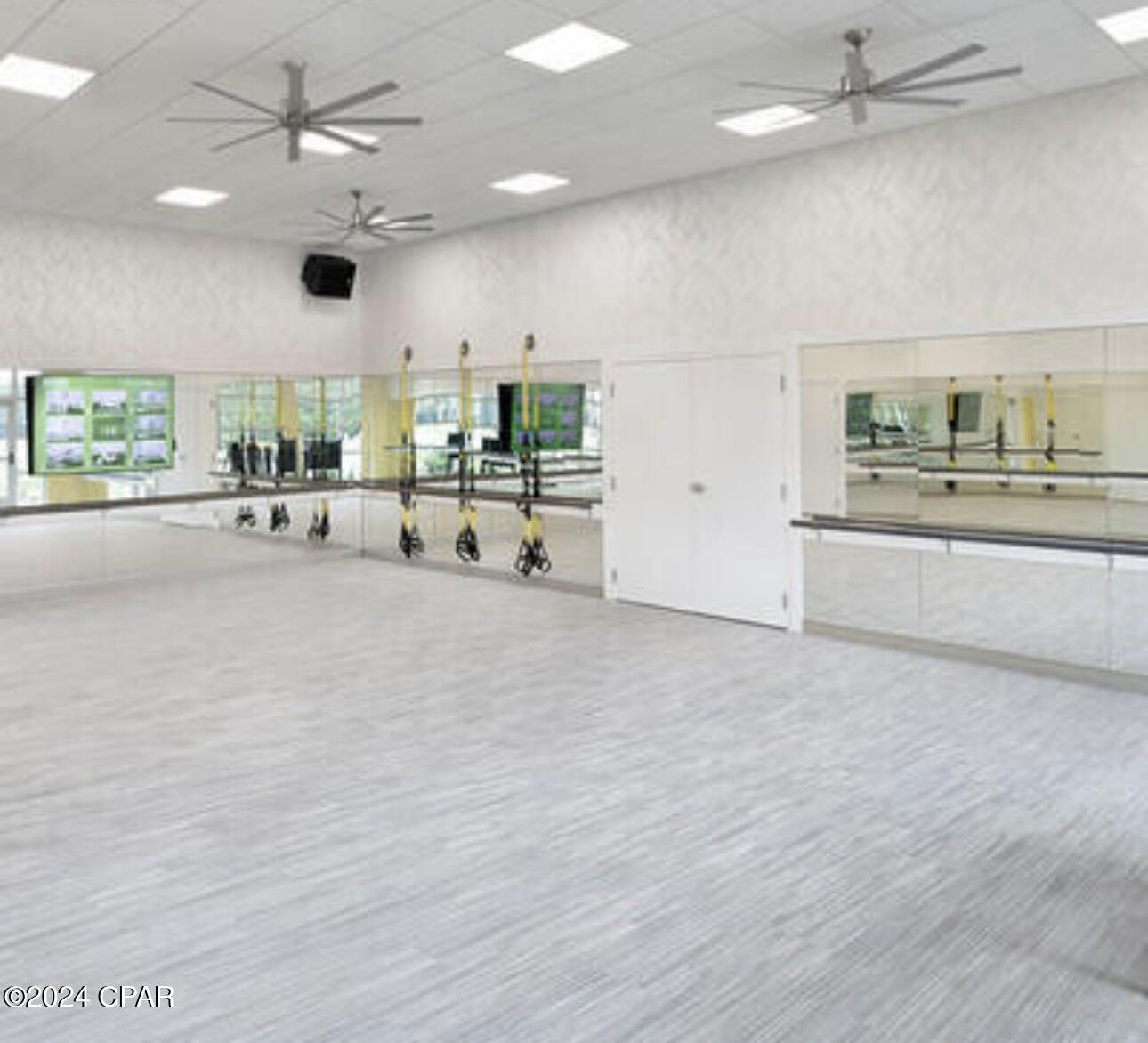 8686 Coral Reef Way
