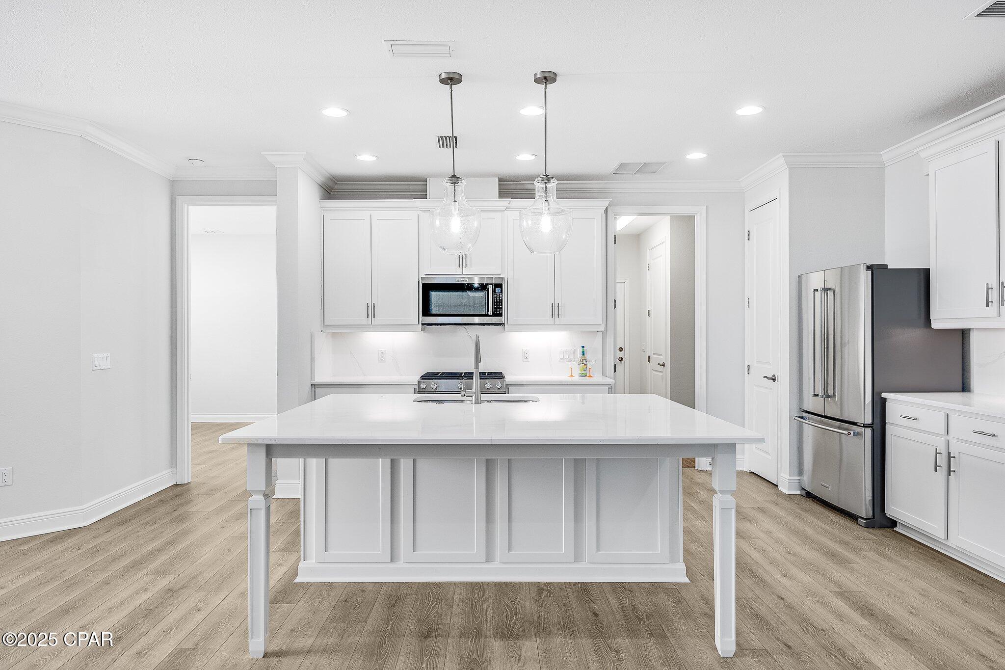 8666 Conch Shell Court