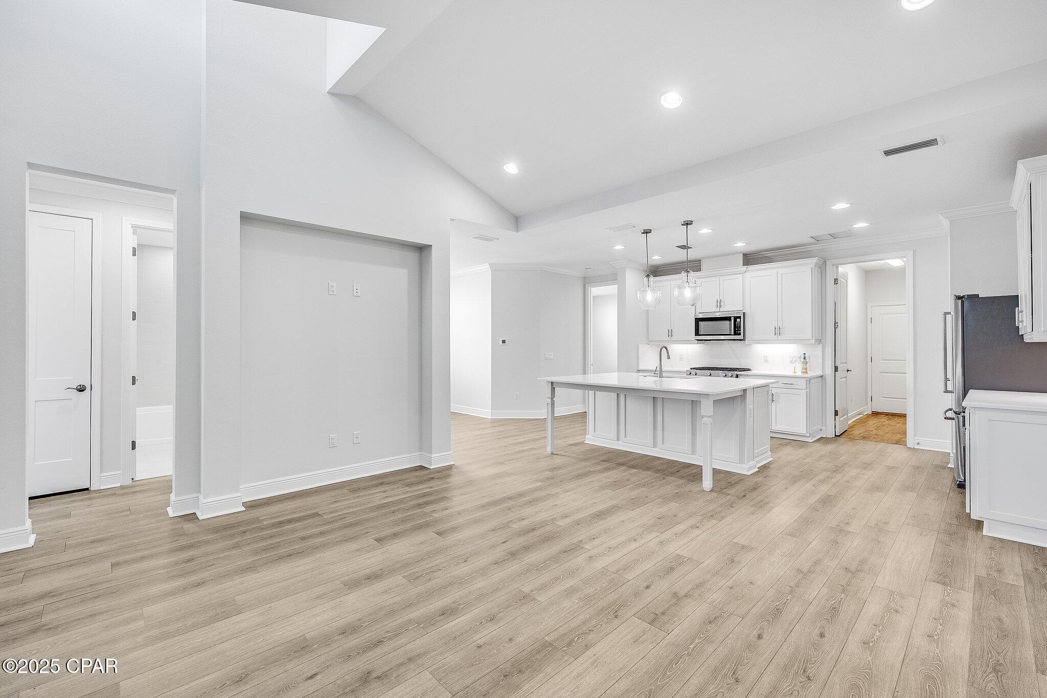 8666 Conch Shell Court