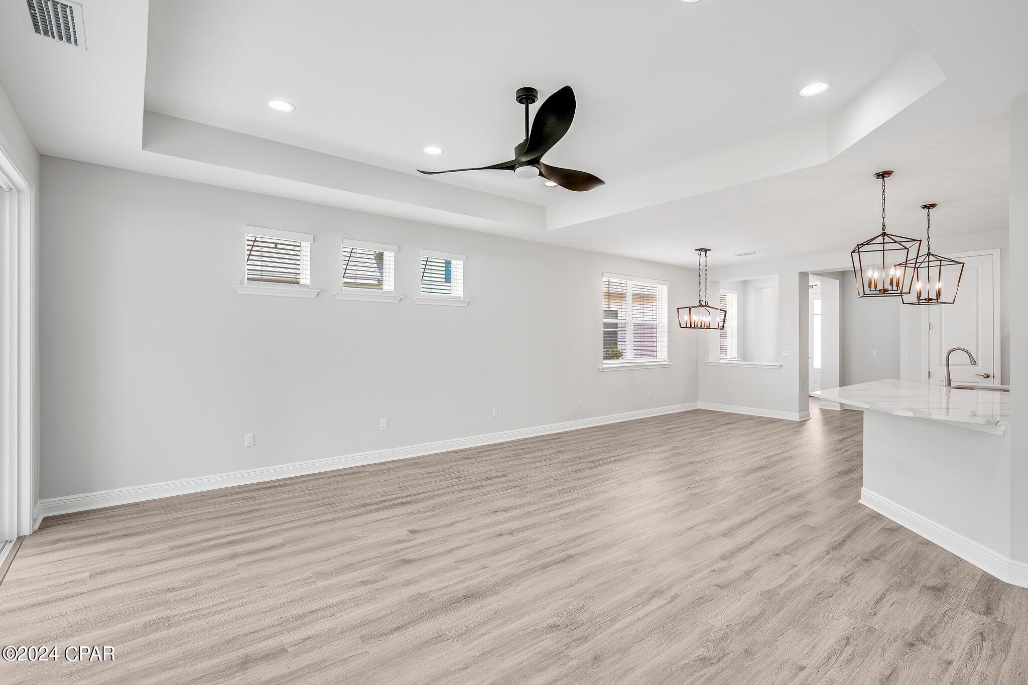 8531 Island Breeze Avenue