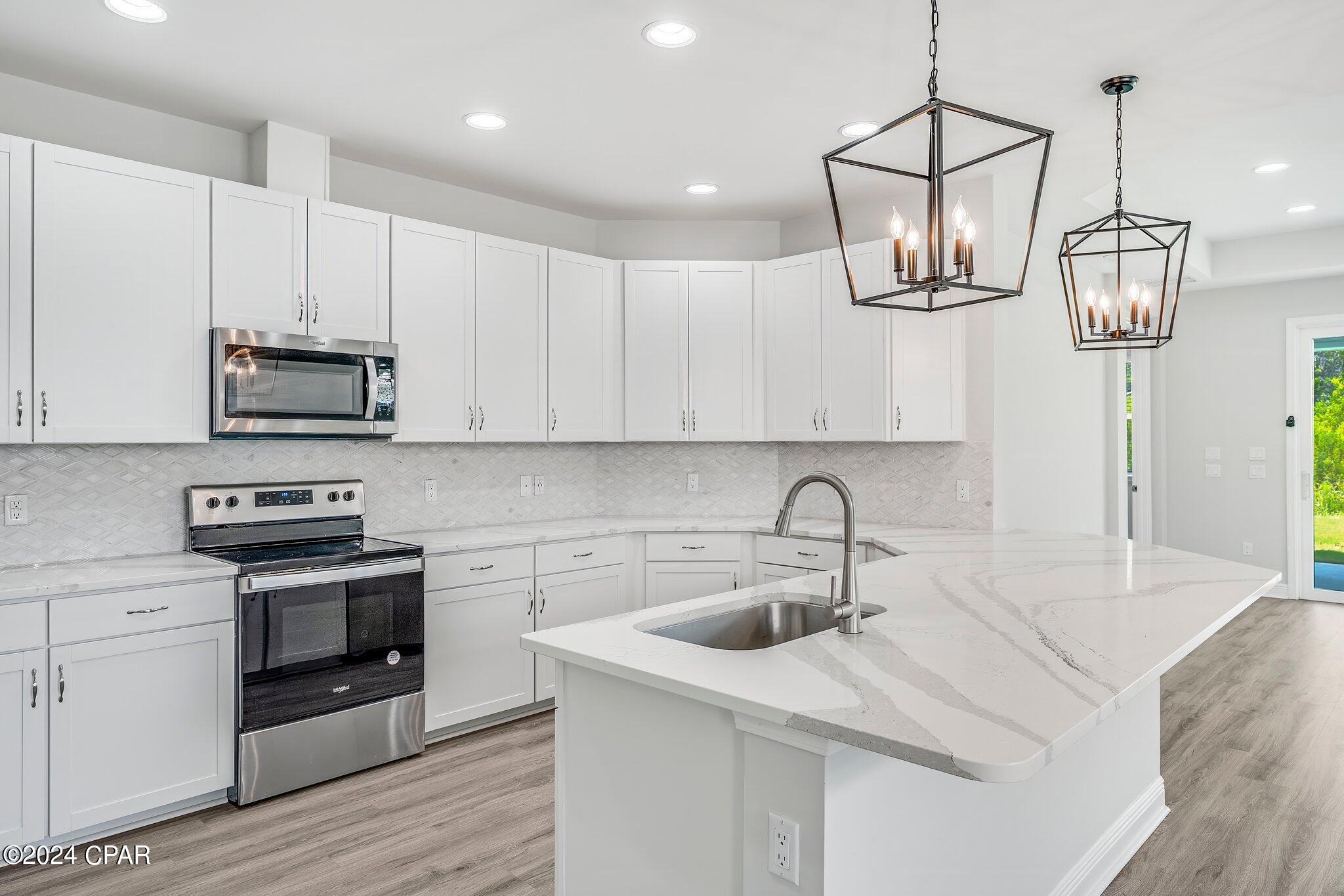 8531 Island Breeze Avenue