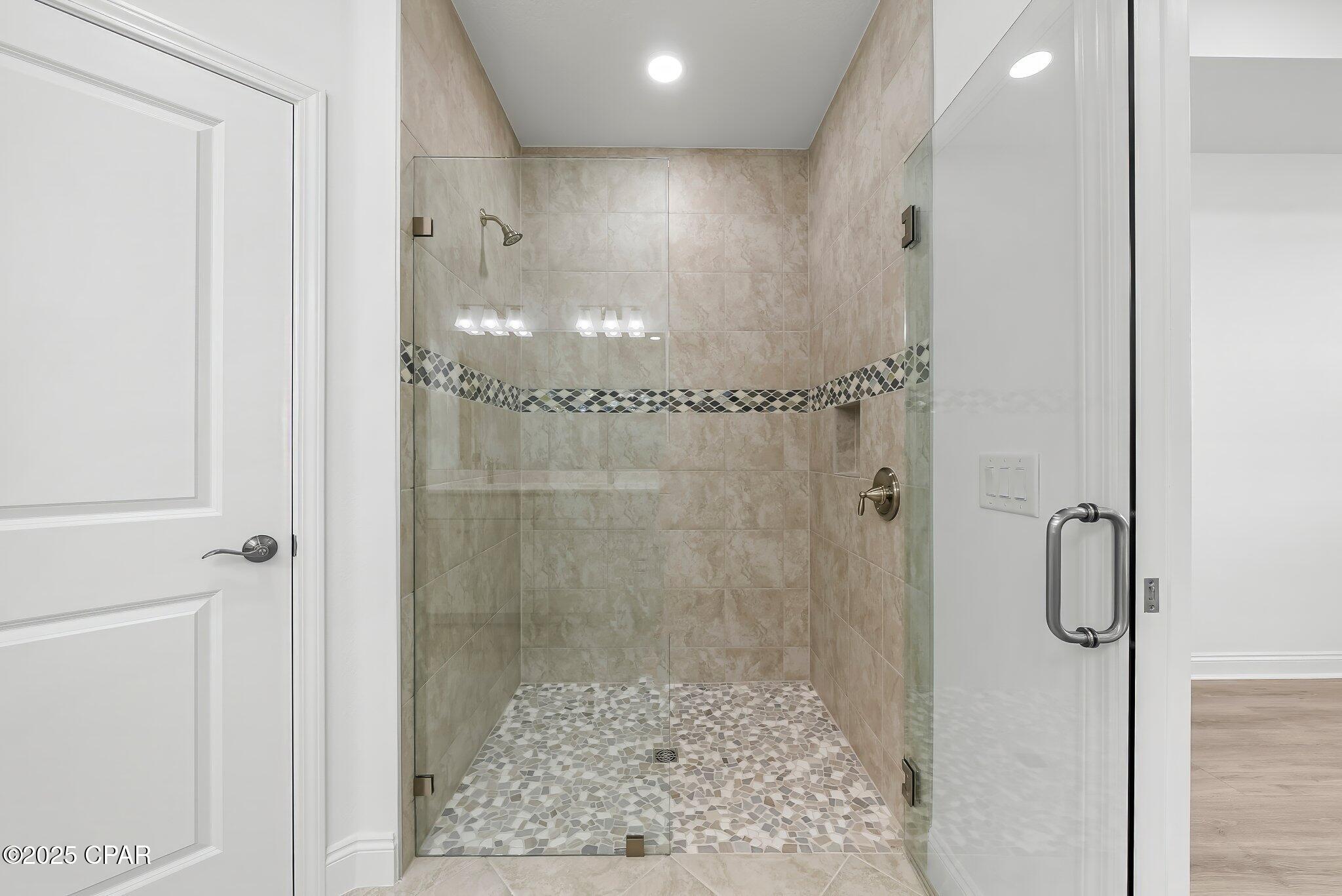 8912 Parrot Place