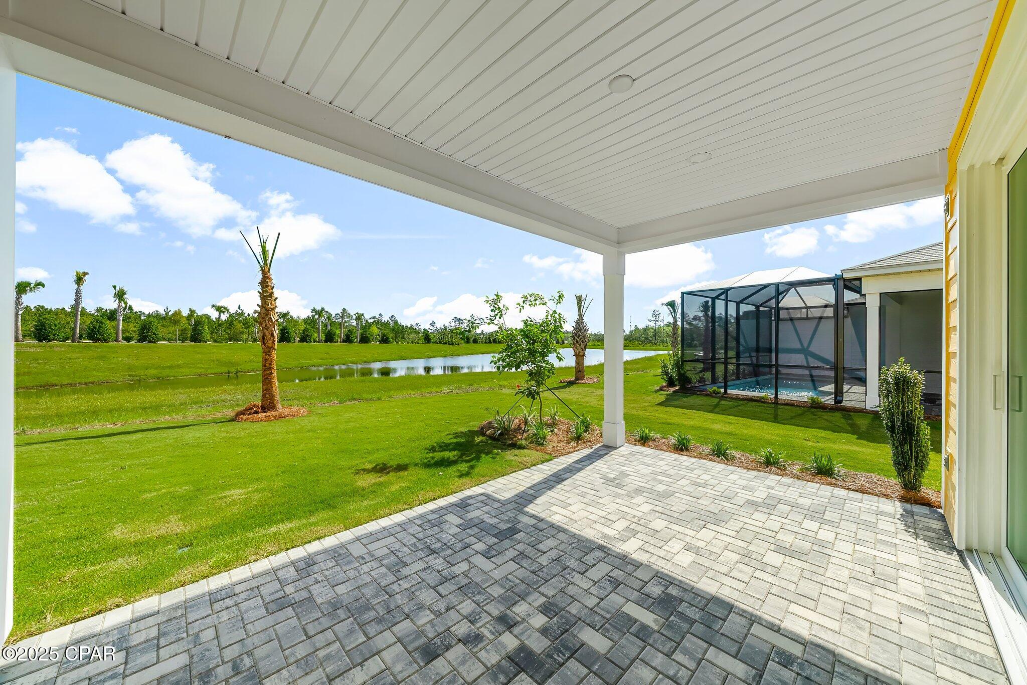 8912 Parrot Place