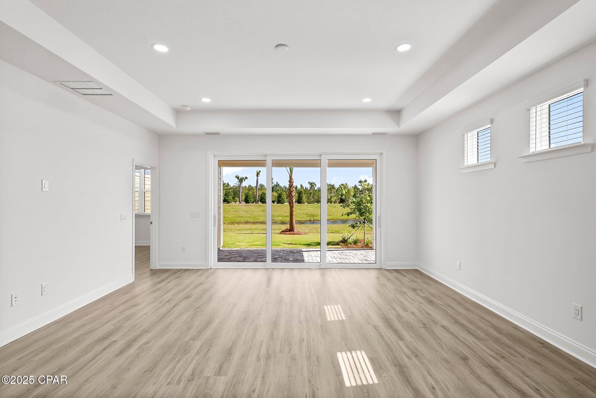 8912 Parrot Place