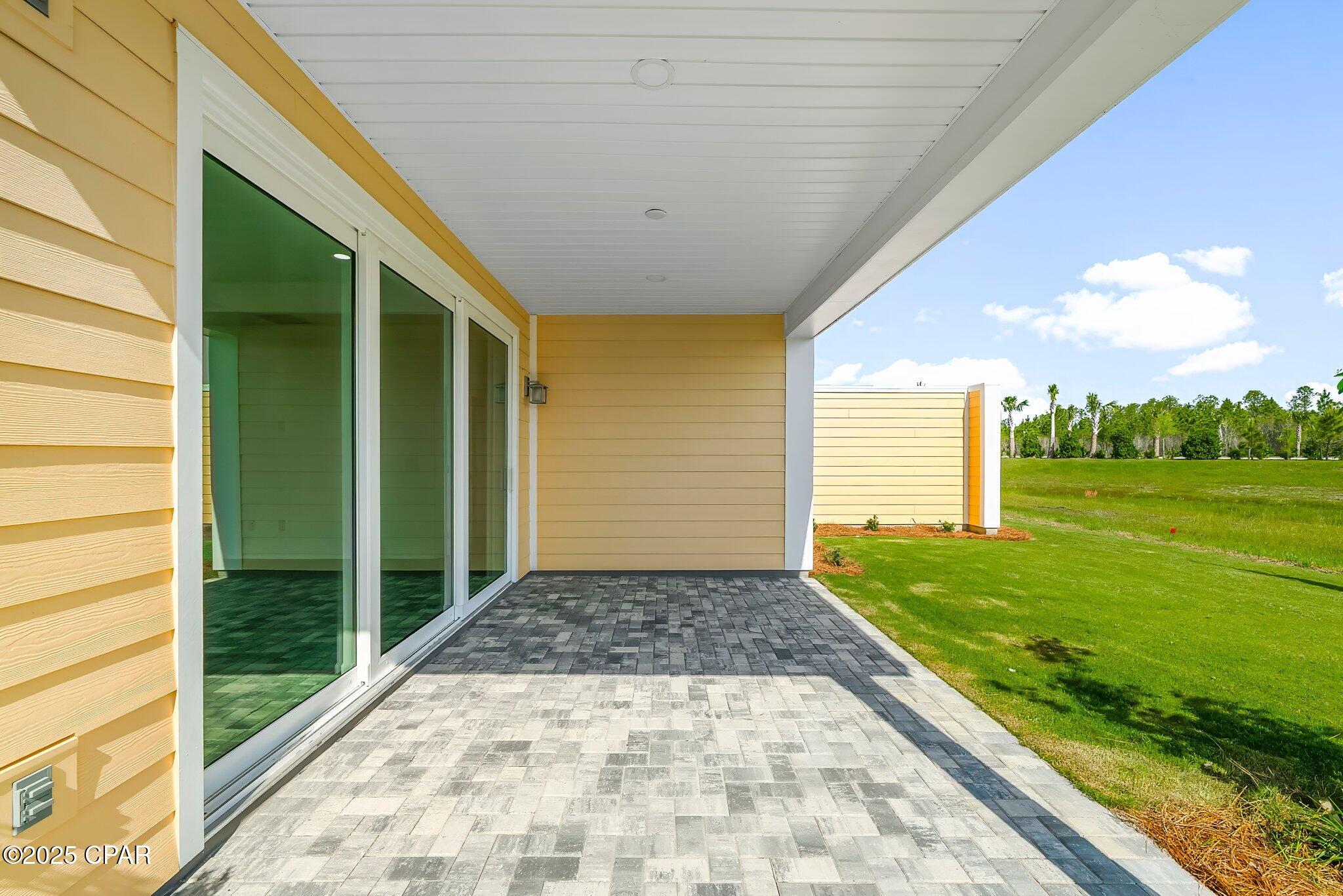 8912 Parrot Place