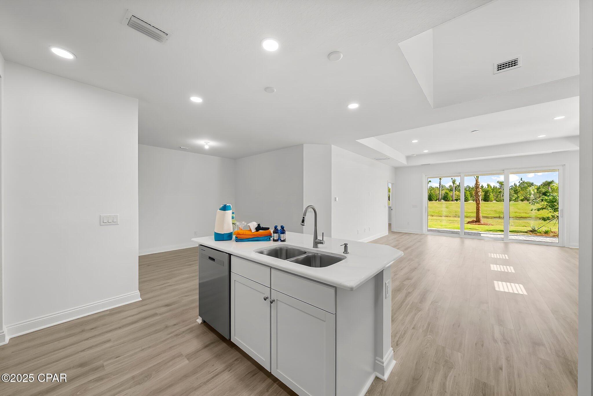 8912 Parrot Place