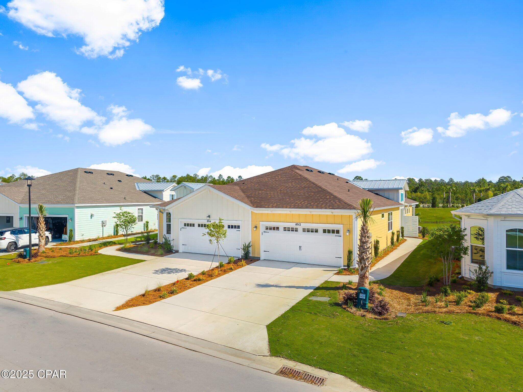 8912 Parrot Place