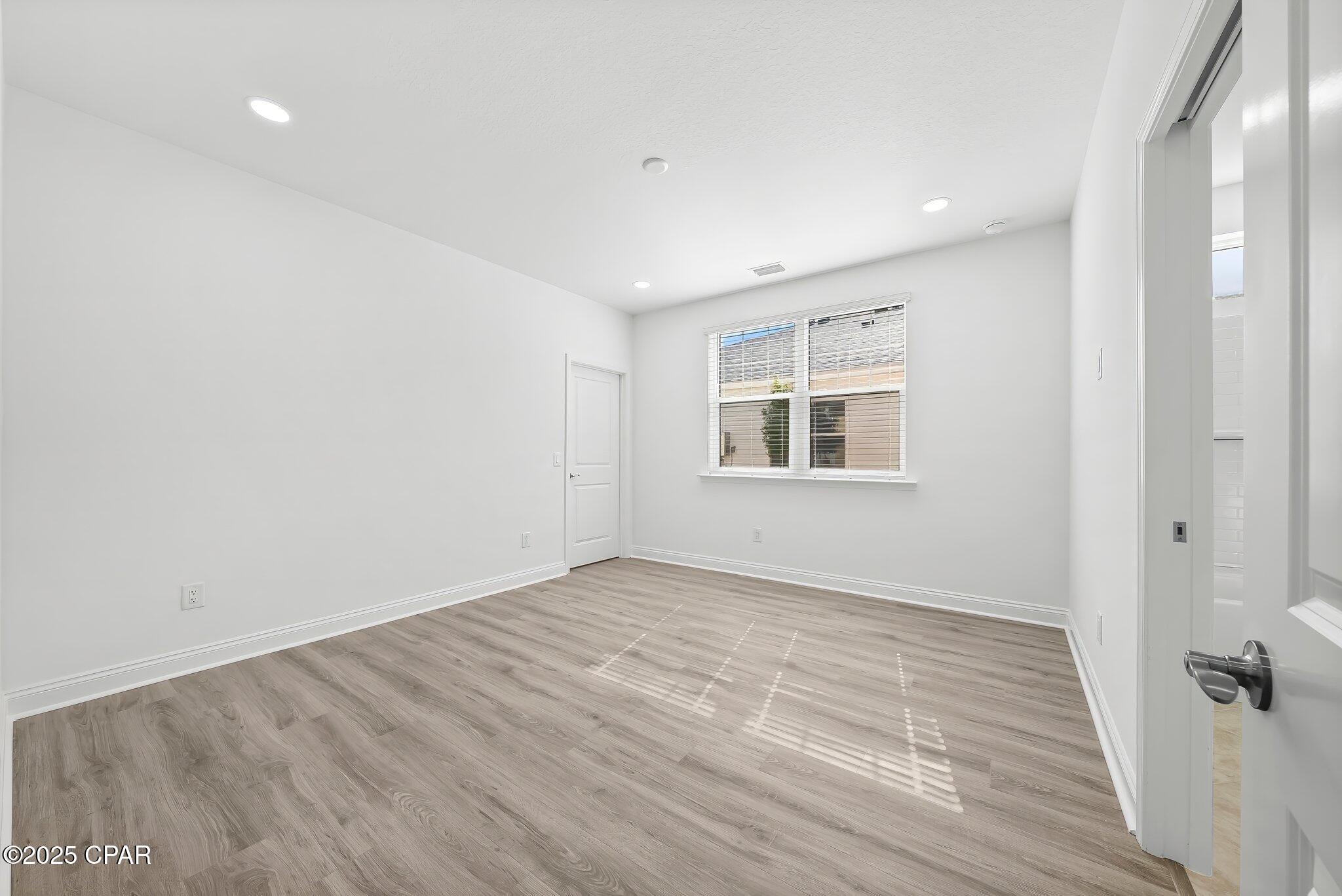 8912 Parrot Place
