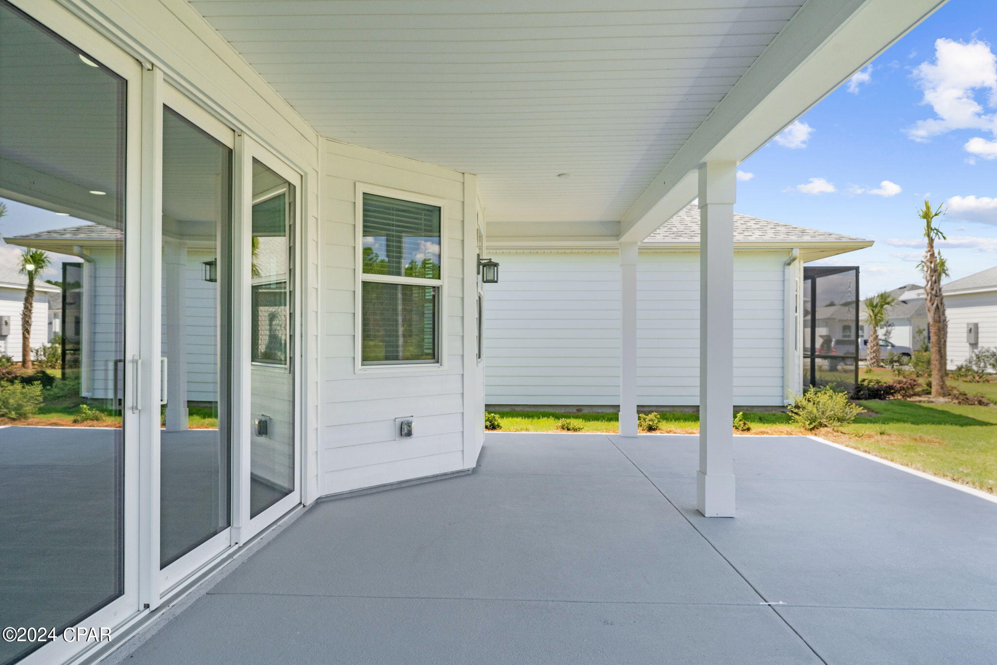 9478 Paradise Drive
