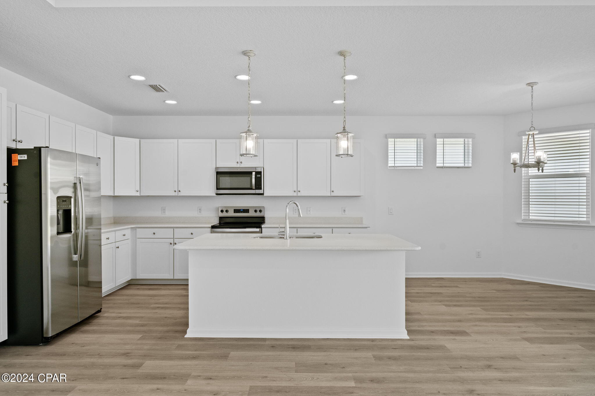 9478 Paradise Drive