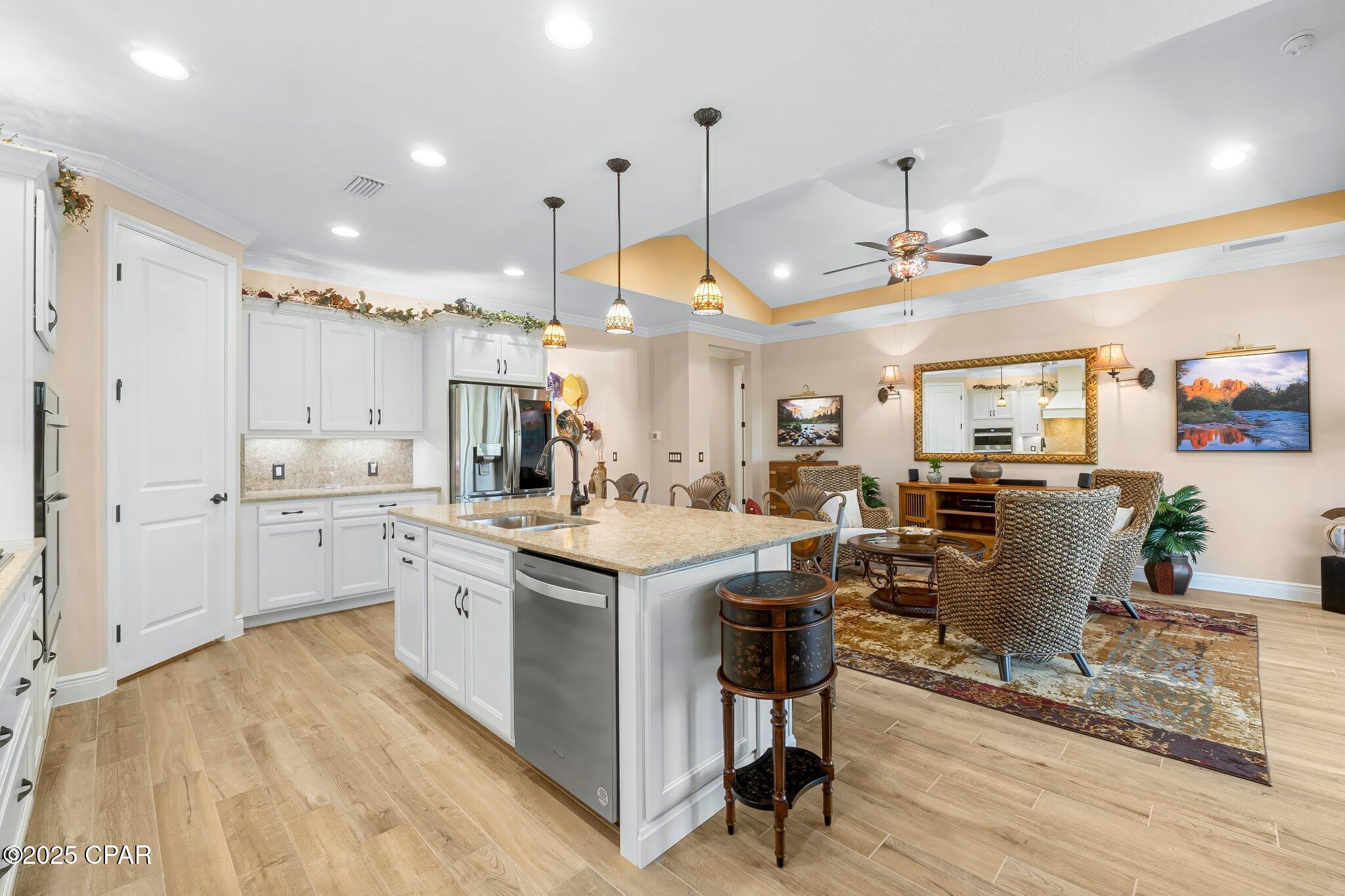 8737 Coral Reef Way