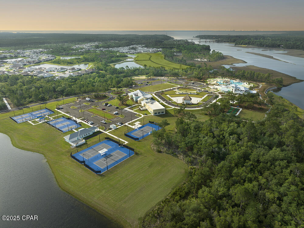 8737 Coral Reef Way
