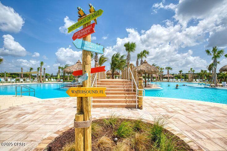 8737 Coral Reef Way