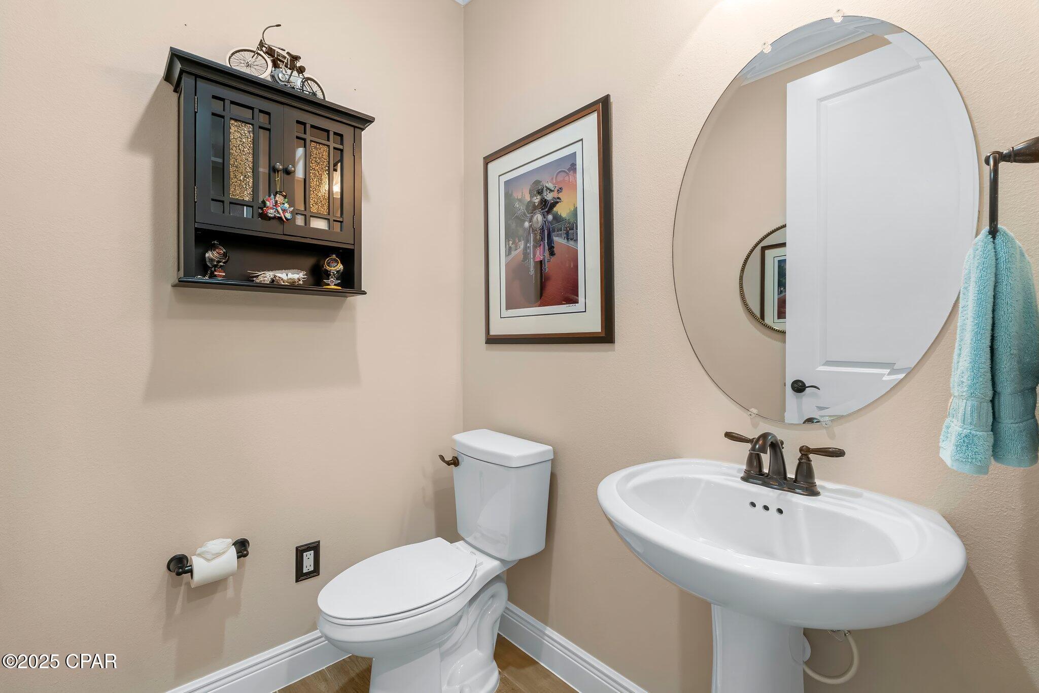8737 Coral Reef Way