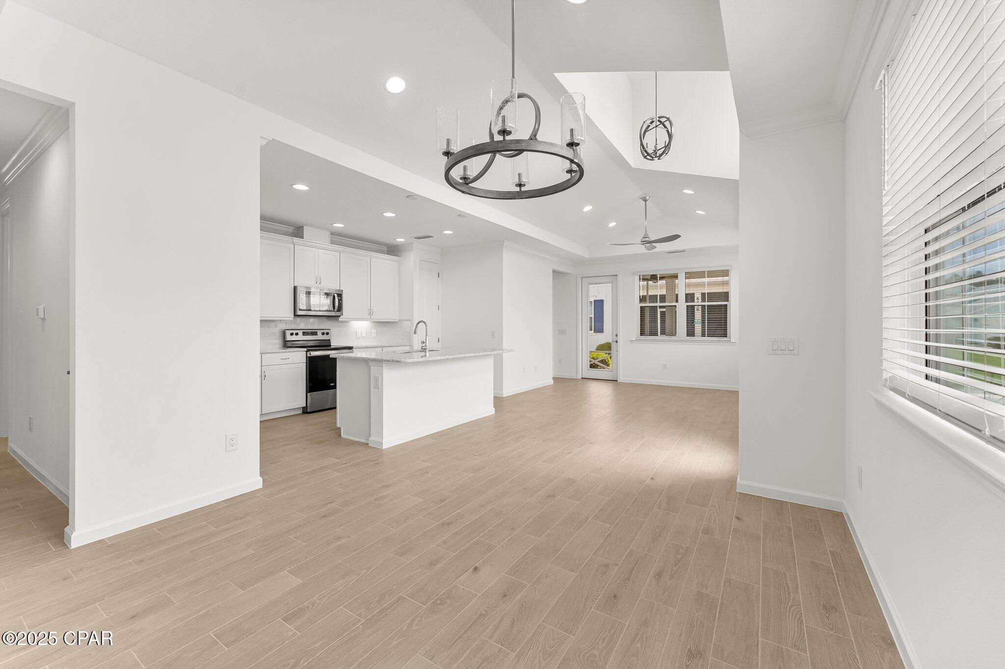 8454 Dreams Float Court