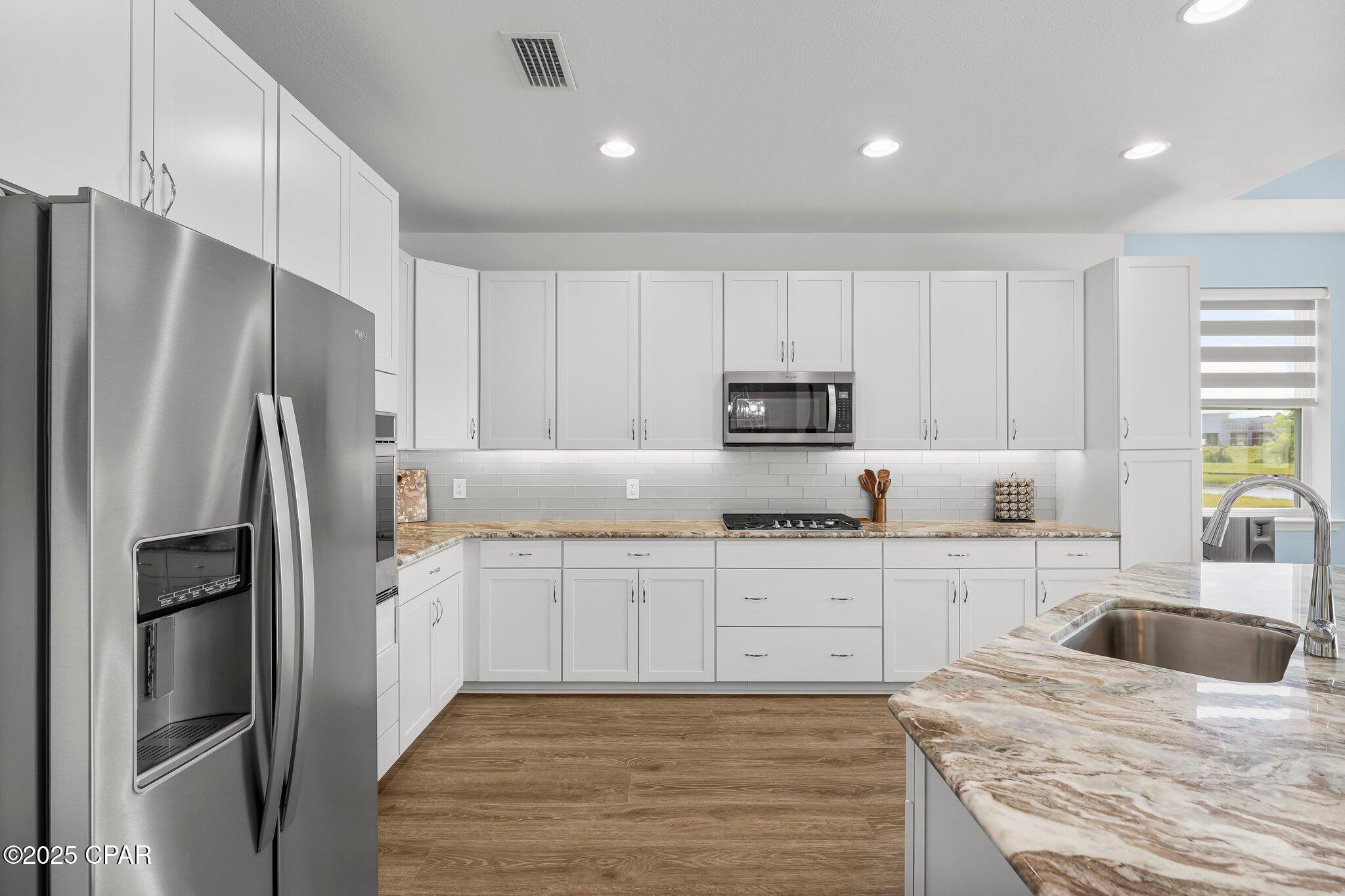 8435 Coral Reef Way
