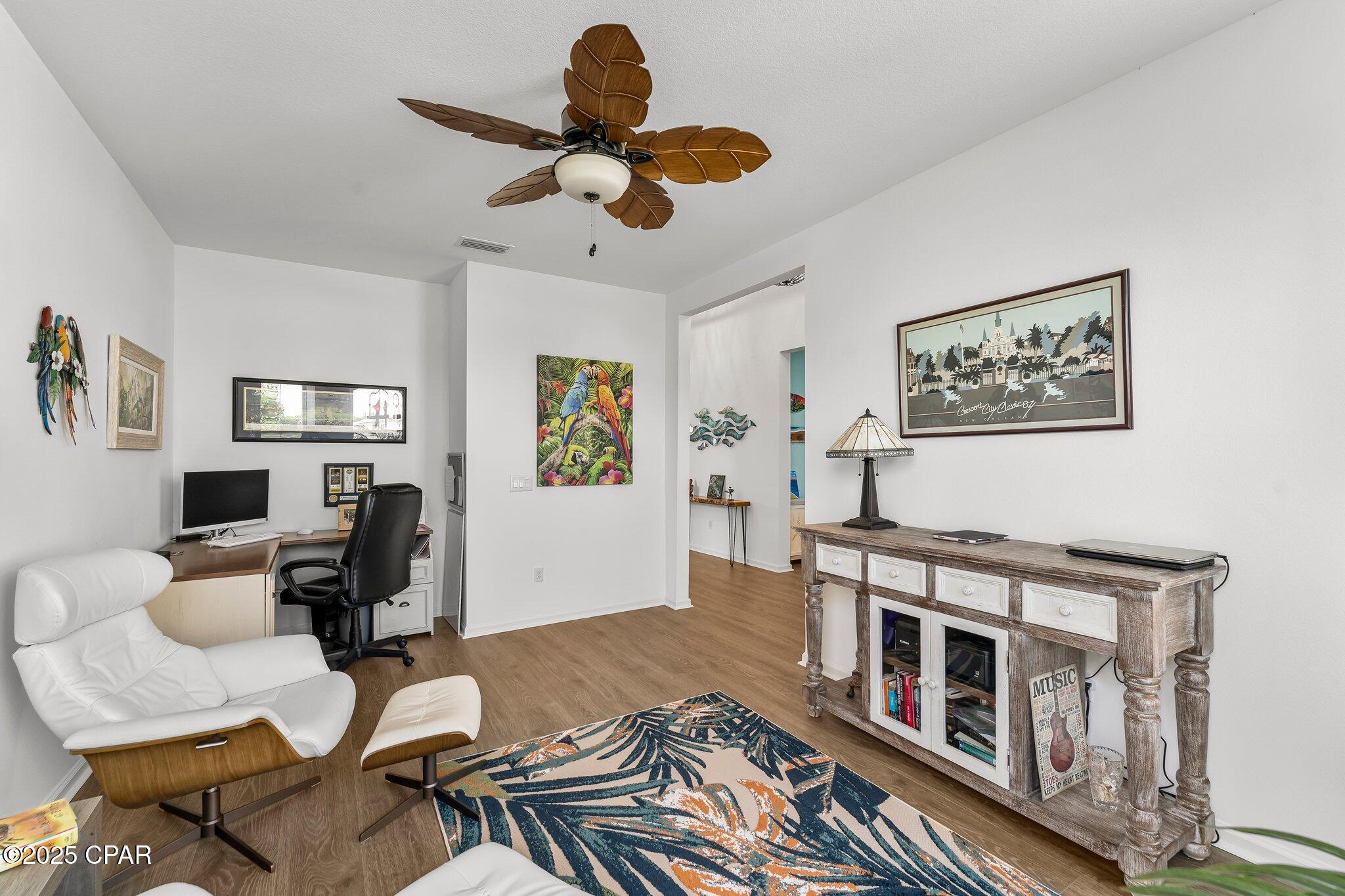 8435 Coral Reef Way