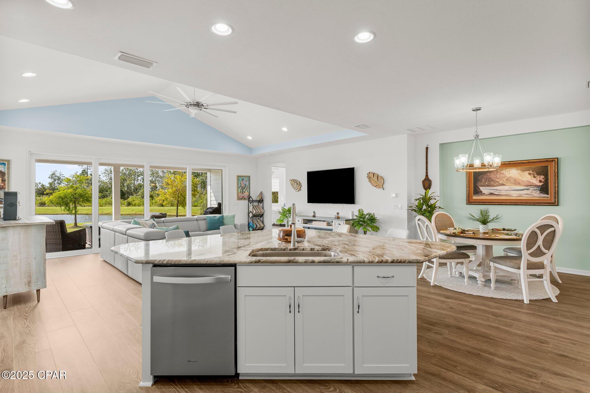 8435 Coral Reef Way
