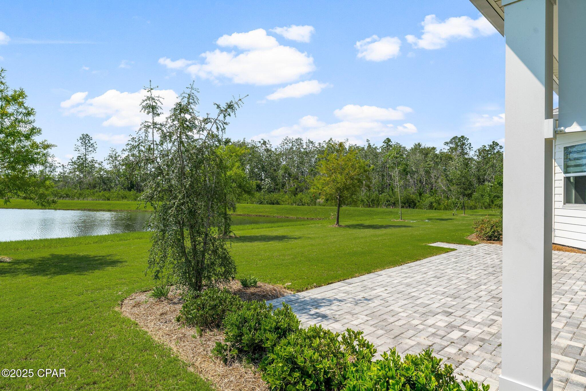 8435 Coral Reef Way