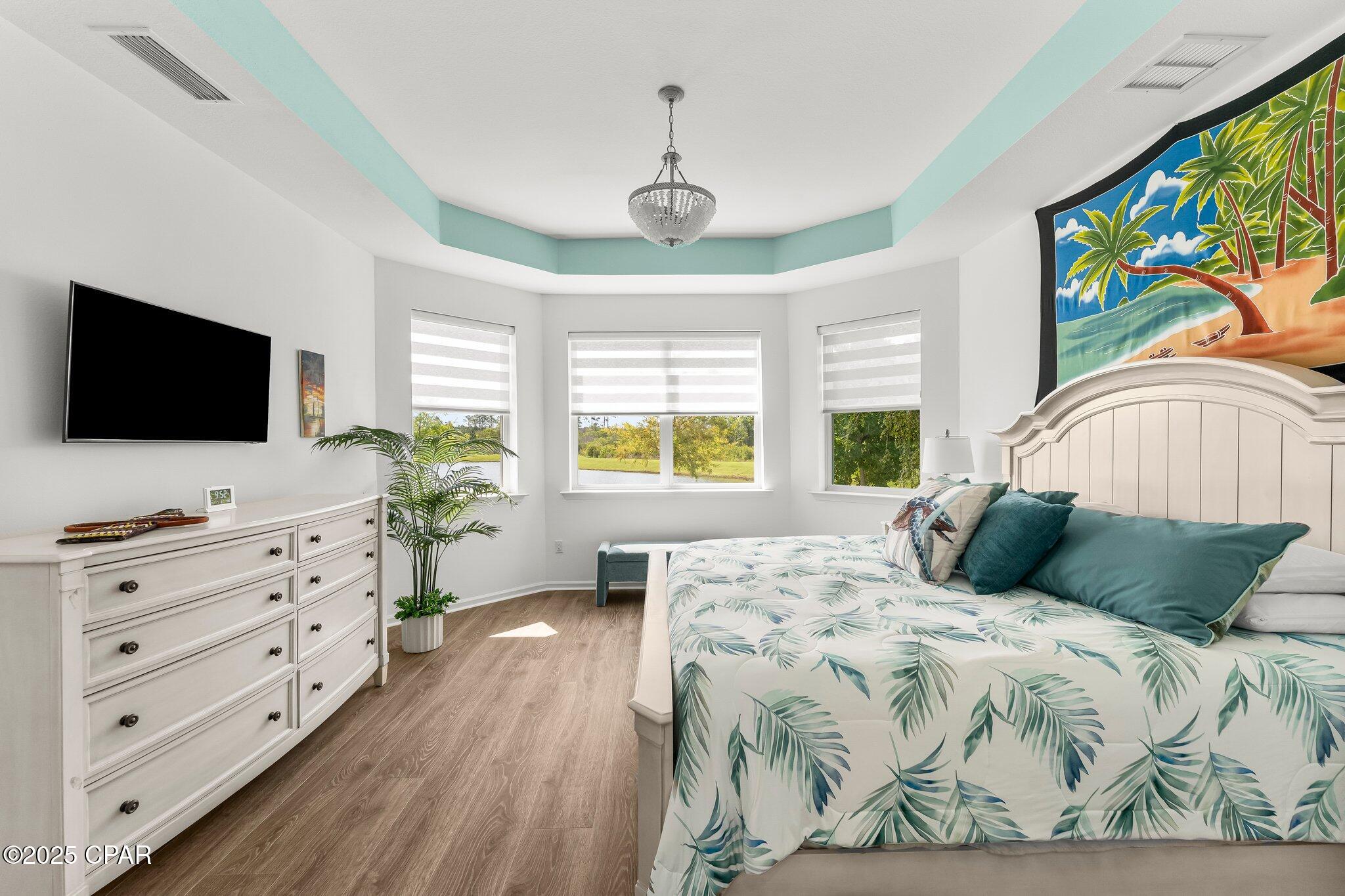 8435 Coral Reef Way